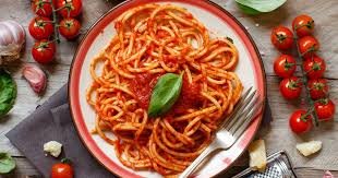 A Melhor Maneira de Fazer Macarrão com Molho de Tomate Caseiro: Simples e Fácil!